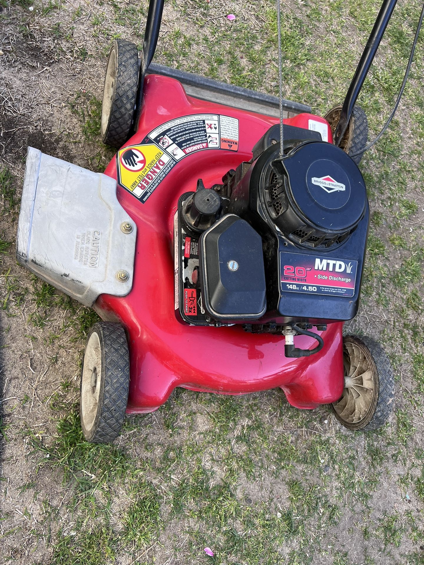 MTD Yard Machines ™ (20') 148cc Side Discharge Push Lawn Mower