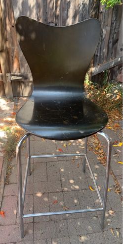 Black wood and metal high chair