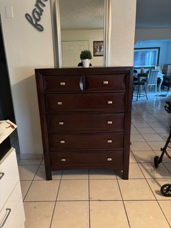 Tall dresser
