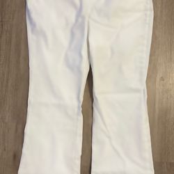 Brand New White High-Waisted Bootcut Pants – Size 27 – Sleek Stretch Fit