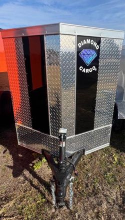 🚛 4x6 Enclosed Trailer - Black (.080 Polycore) - V-Nose