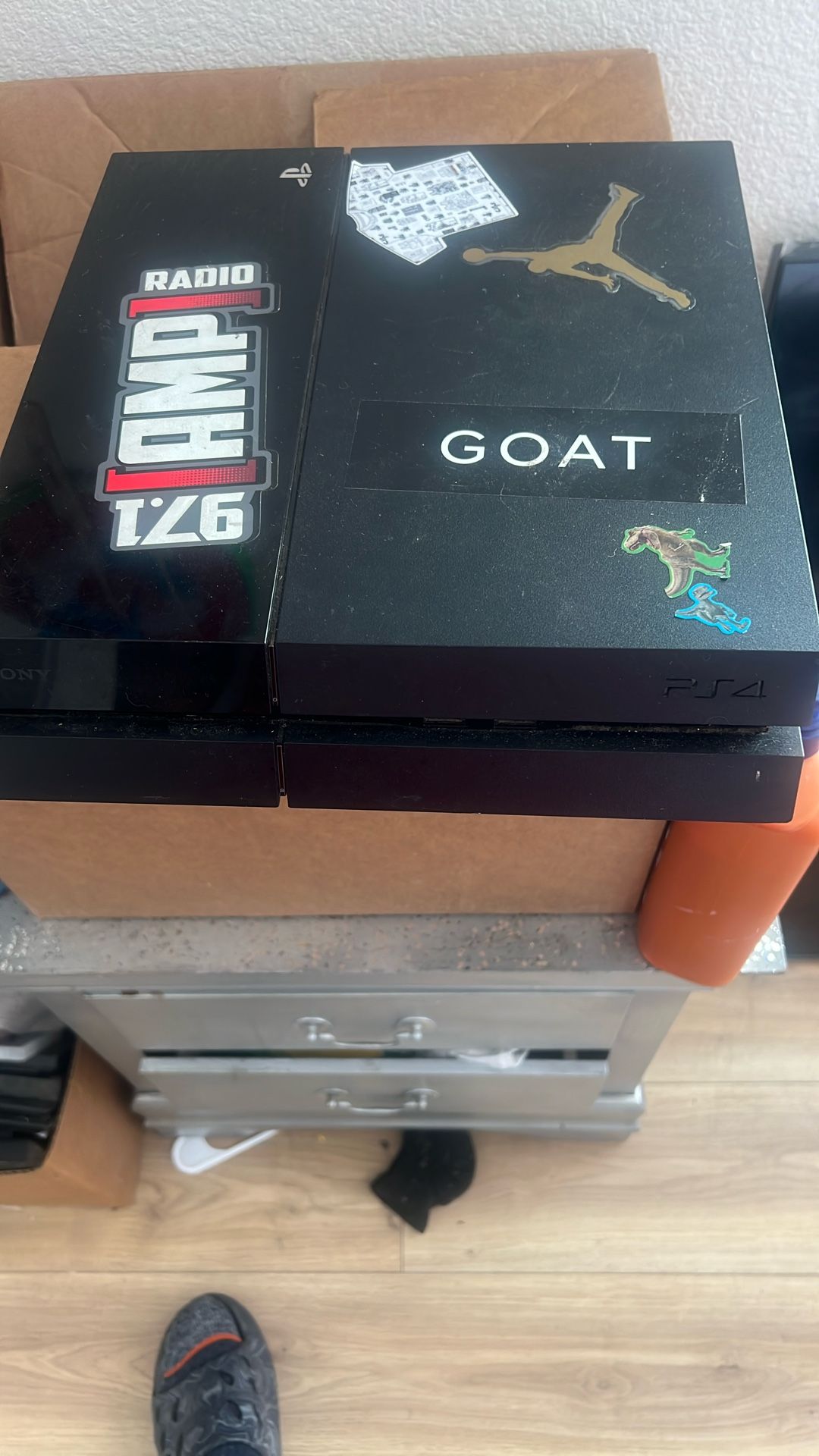PS4