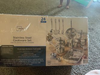 Stainless steel cookware set