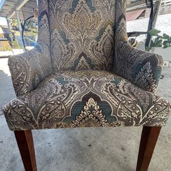 Wing chair 