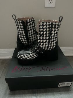 Betsey Johnson shoes