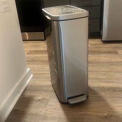 Garbage Can