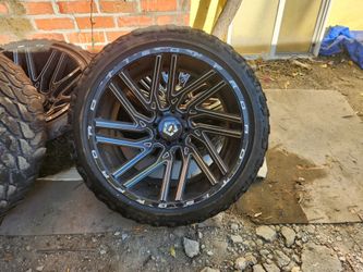 26"  TIS WHEELS RIMS