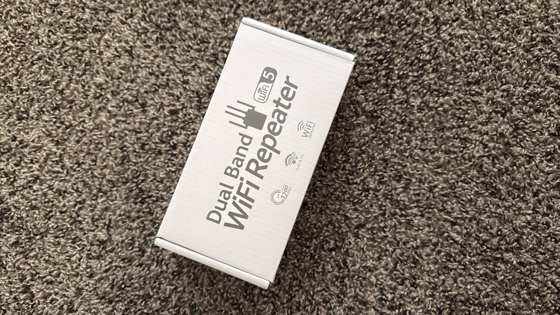 WiFi signal booster – brand new!