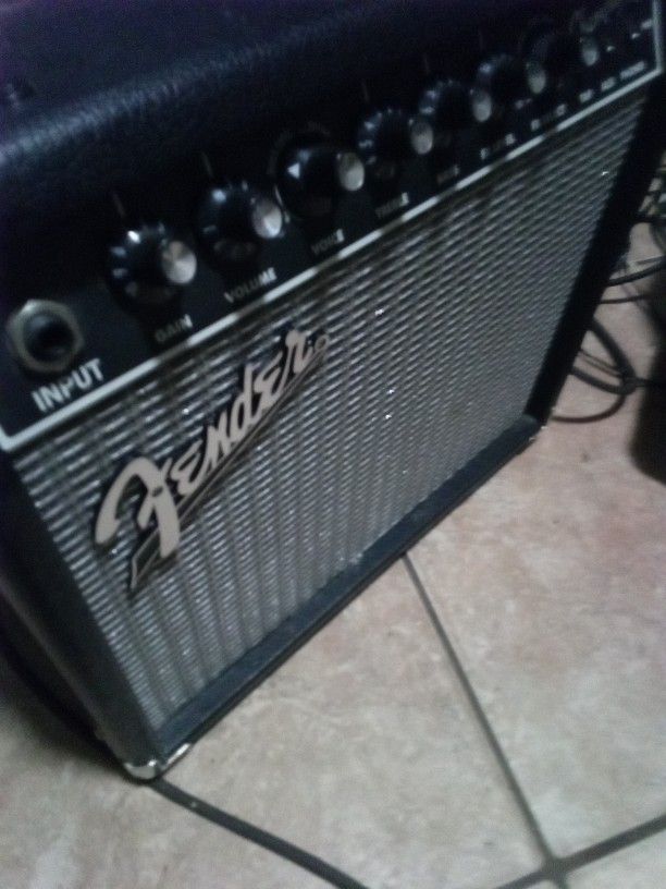 Fendy Guitar Amplifier