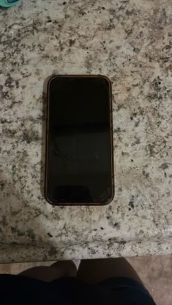 iPhone 13 (Locked)