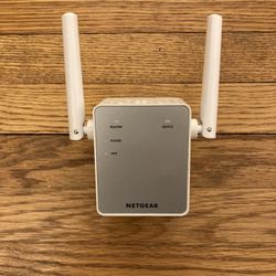 Netgear Wi-Fi range extender 
