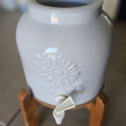 Water Crock, Countertop, Xllnt Comd