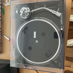 Audio Technica Turntable