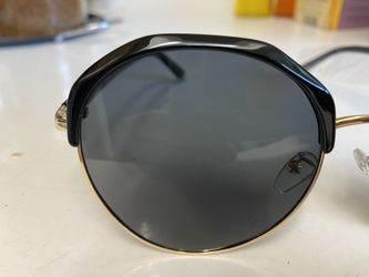 You Send Me Your Best Offer For This Unique Unisex Sunglasses 