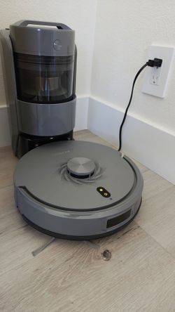 Airzeen Bagless Robot Vacuum and Mop Self-Emptying