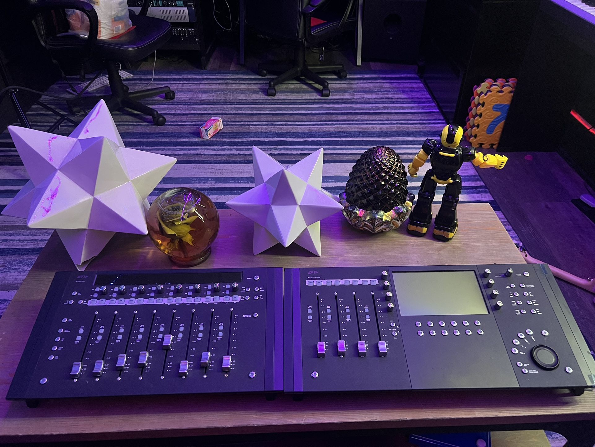 Avid Artist Mix And Avid Control For Pro tools