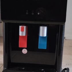 Water Dispenser Hot and Cold