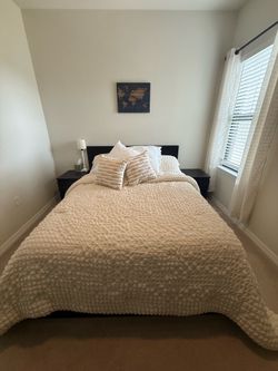 Brown Queen Bedroom Set with Storage Bed & Mattress