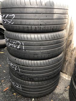 Used set 255/40/21 Dunlop great condition $300 for 4 tires .