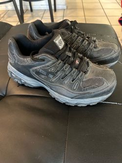 Skechers Work Steel Toe Sneakers like new size 10