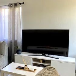 TV MEDIA CONSOLE High Gloss White