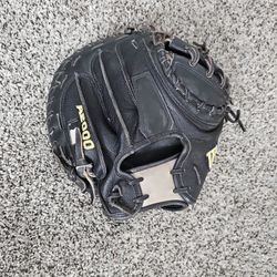 A2000 Catchers Mitt