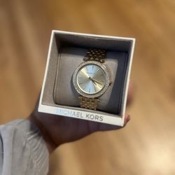 Michael Kors Darci Women's Watch, Stainless Steel and Pavé Crystal Watch for Women