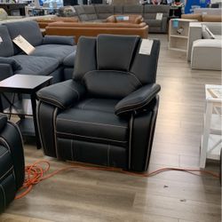 Black Leather Power Recliner 