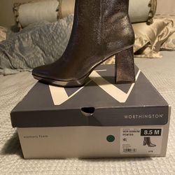 Women Worthington Heel Bootie
