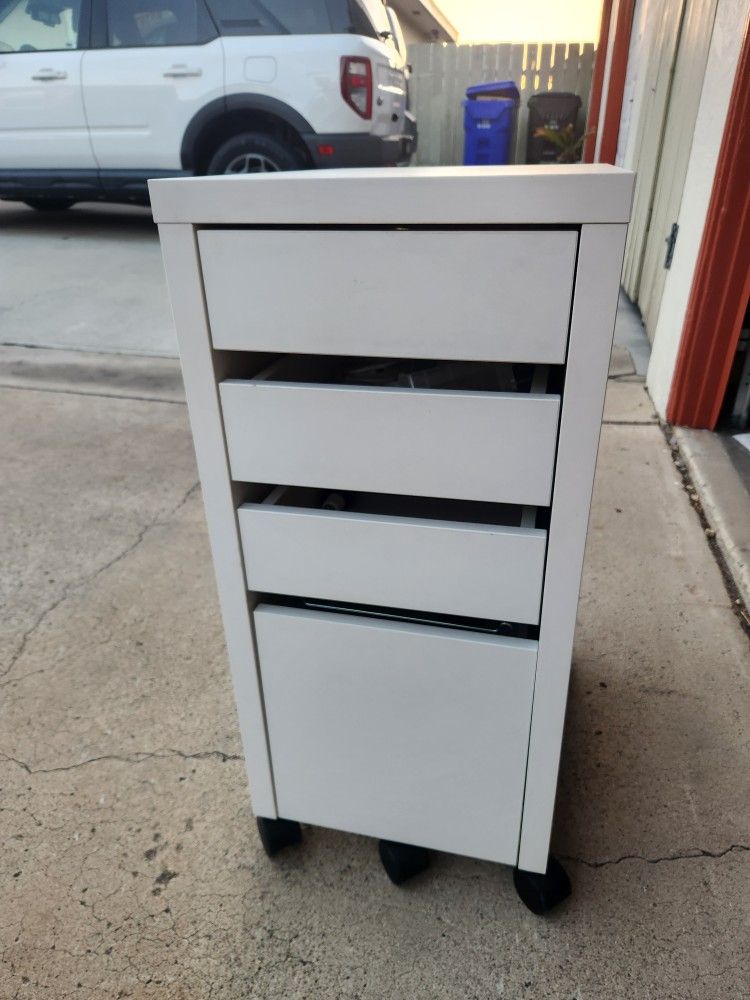 Filing/storage Cabinet