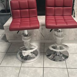 NEW BAR STOOLS. HEIGHT ADJUSTABLE & SWIVEL. All Colors 
