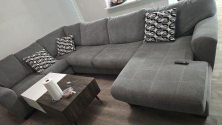 Comfy Grey Couch 🛋️ Same Day Delivery 🚚
