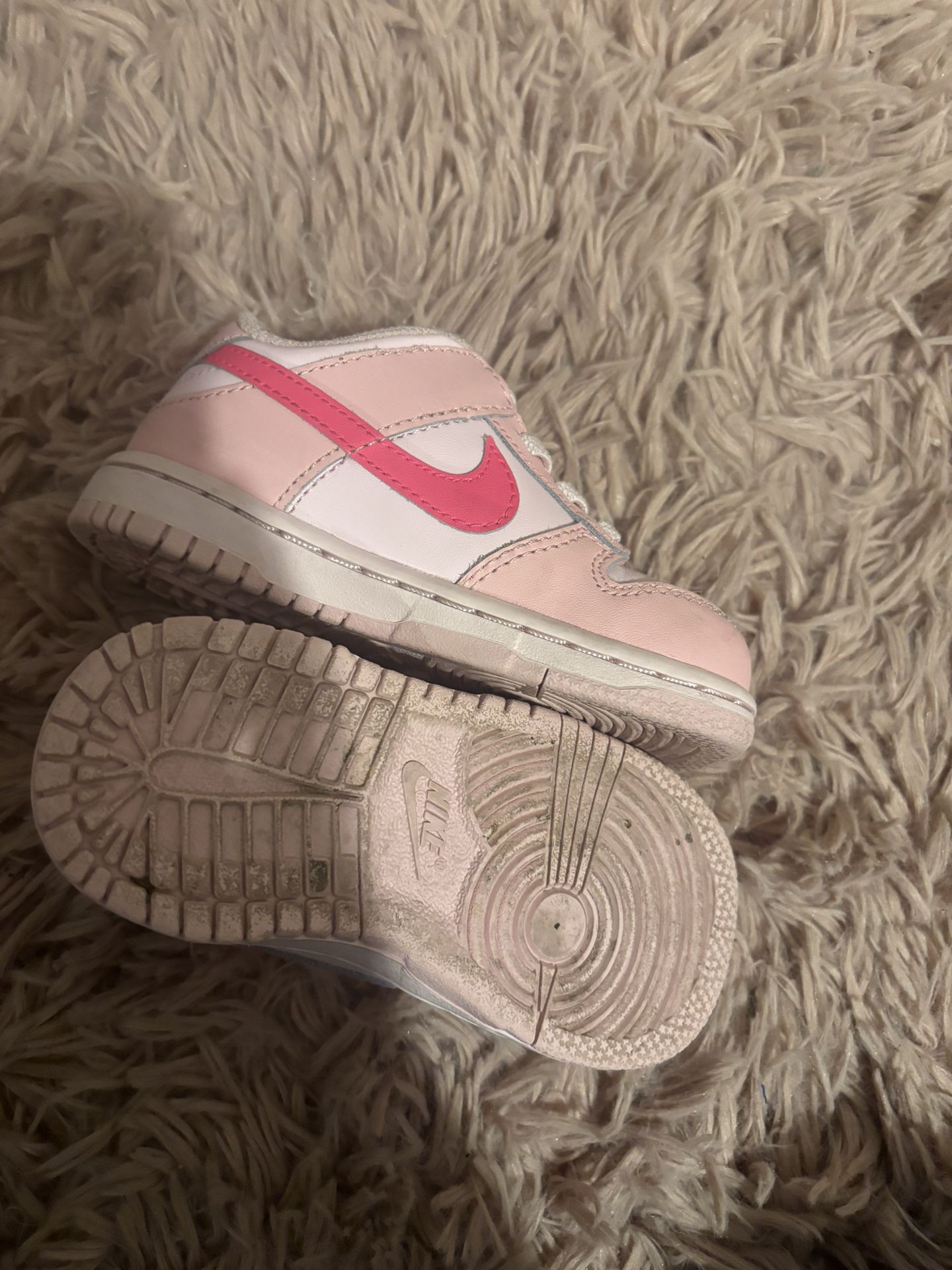 Nike Triple Pink Dunk 7c