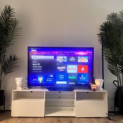LG TV 45 in