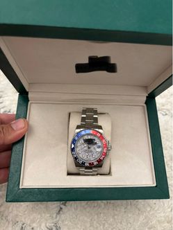 Mens watch