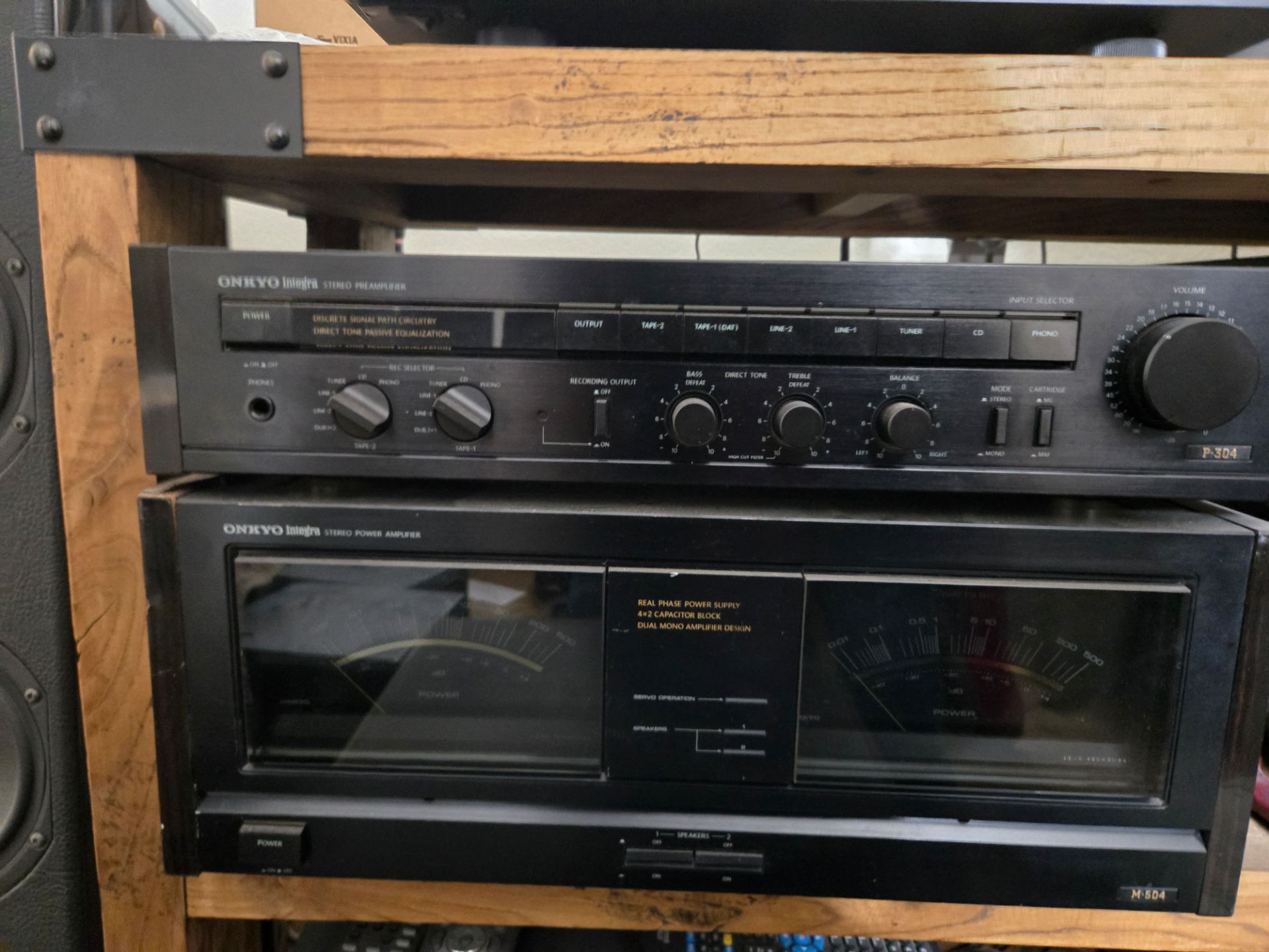 Onkyo M504 Amplifier+P304 pre amplifer