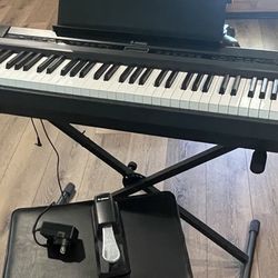 Donner Digital Piano DEP-20 and seat and stand