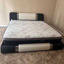 King Size Bed With Mattress