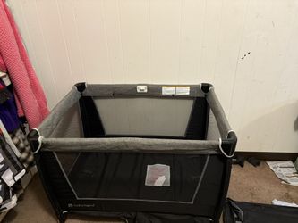 Playpen with bassinet and changing table