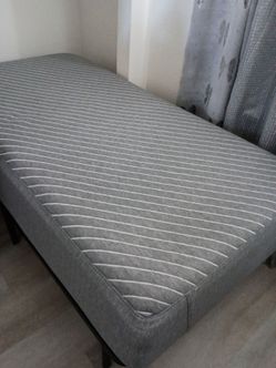 Twin mattress
