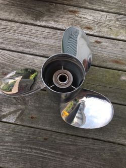 Stiletto stainless propeller