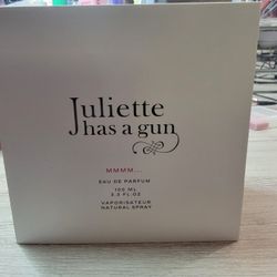 Juliette Has a Gun Mmmmm...