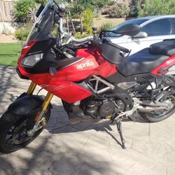 2015 Aprilia Caponord