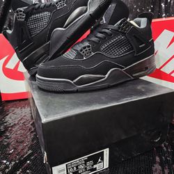10.5 jordan 4 blackcats