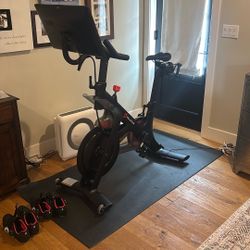 Peloton PLTN-RB1VO 