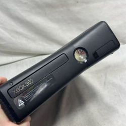 Xbox 360 Slim