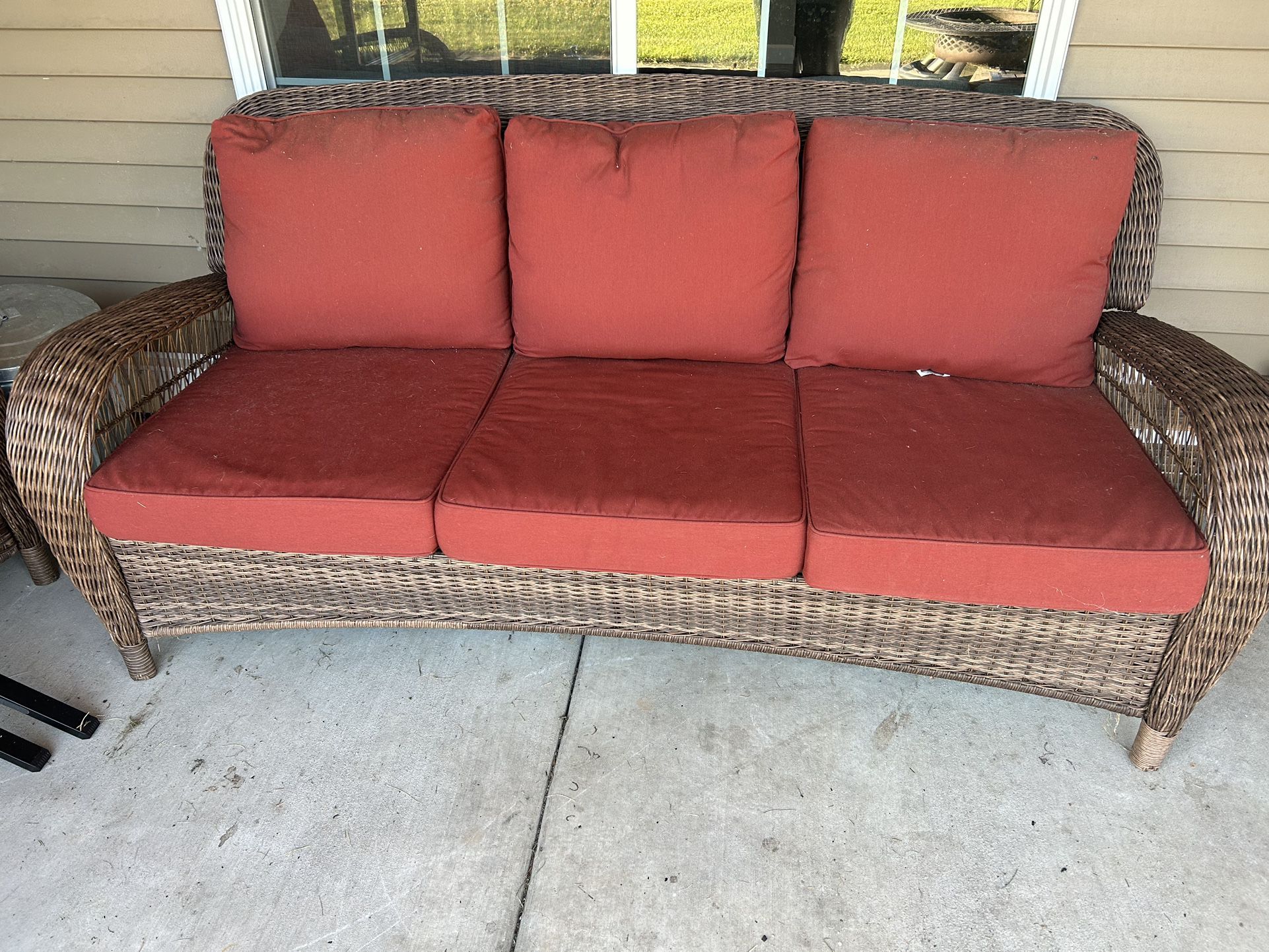 Patio Couch for Sale in Skok, WA OfferUp