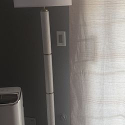 Target lamp