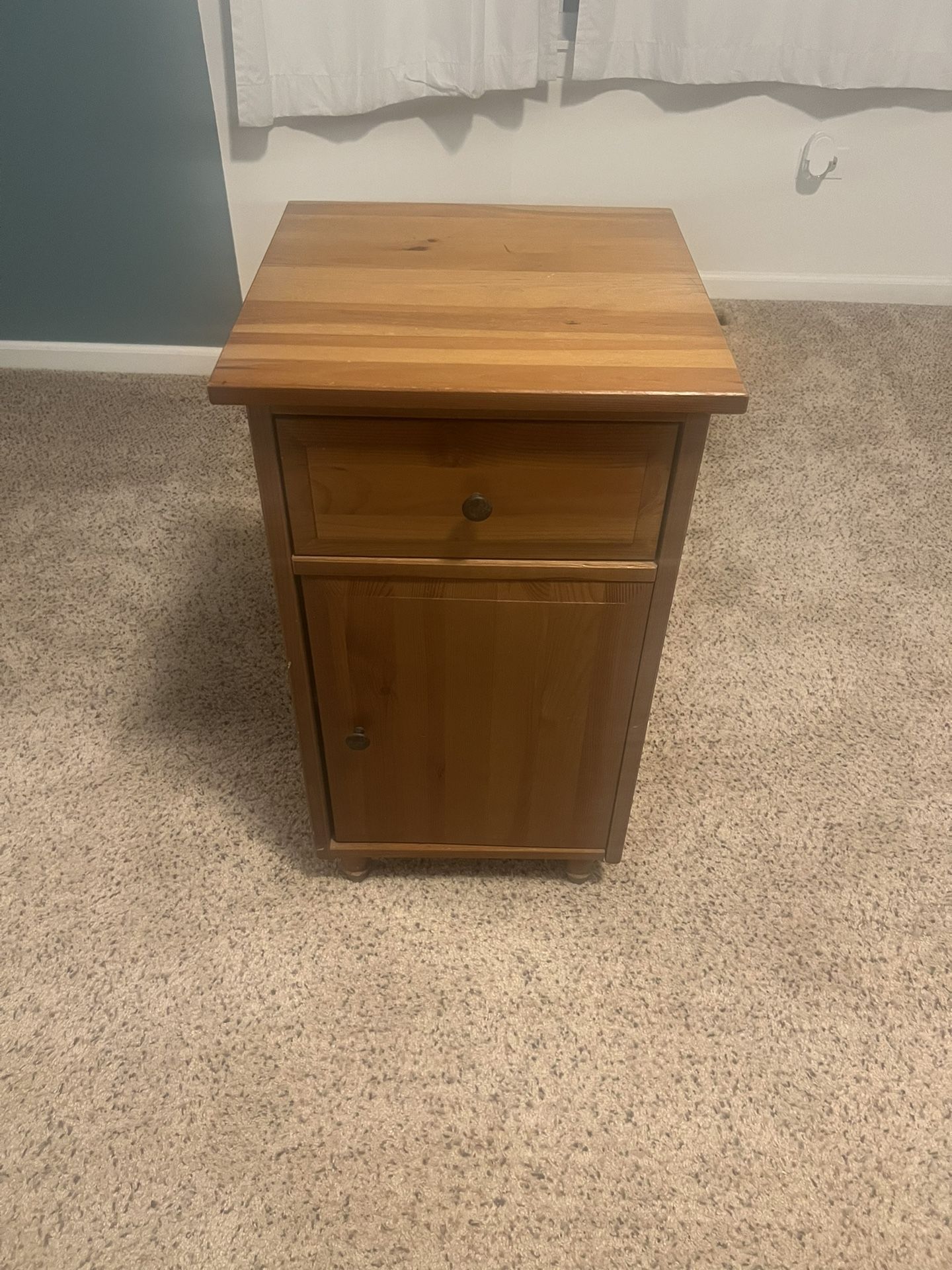 Solid Pine Bedside Tables/night Stands
