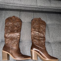 wetkiss Cowboy Boots Dark Brown Leather Flowers